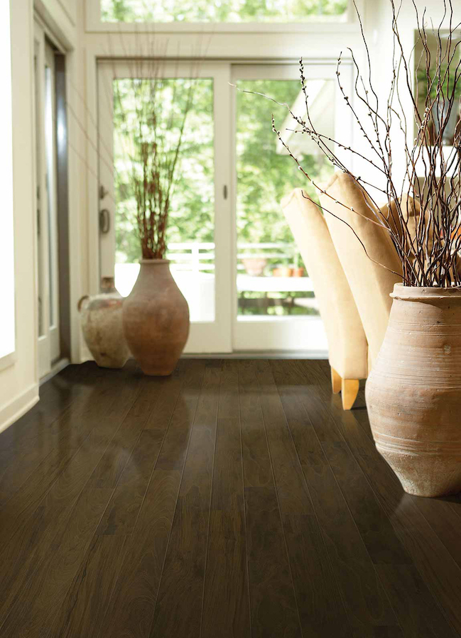 dark wood look laminate in an earthy dinging room